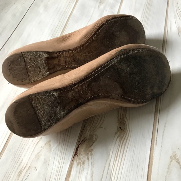 Tory Burch Caroline Beige Flats - Picture 4 of 5